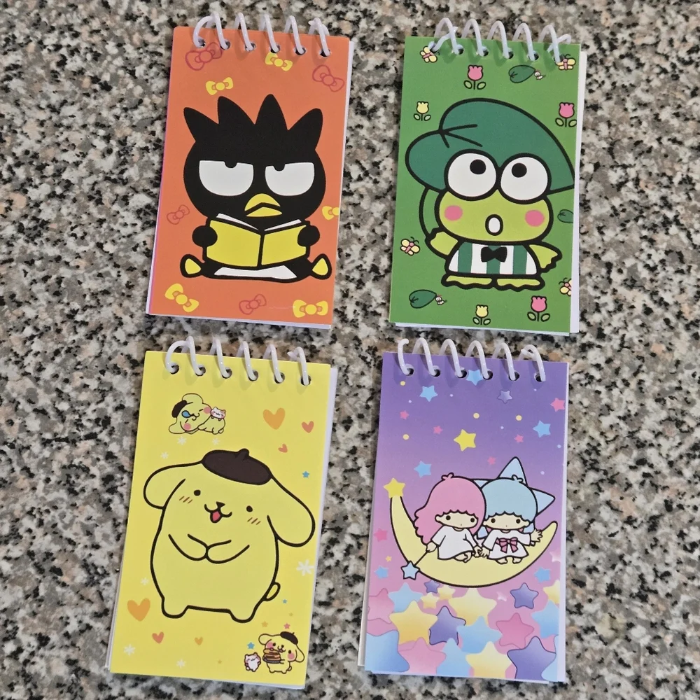 🍒🍒 (Bundle Only) 2 Sanrio Character Theme Notepads